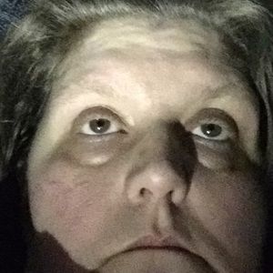 Meet your Posher, Holly